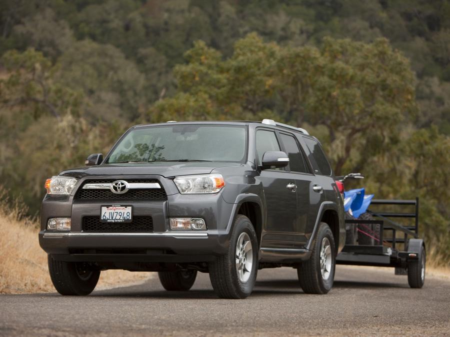  Toyota 4Runner SR5 2009 года  (фото 21 из 28)